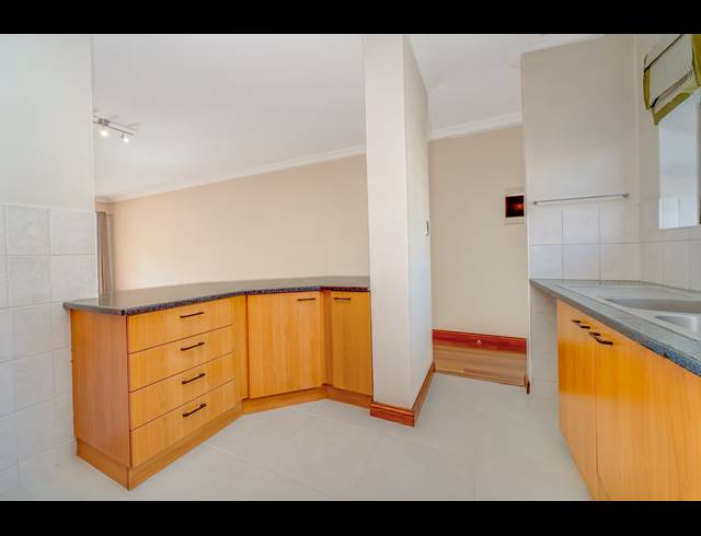 2 BEDROOM SECTIONAL TITLE FOR SALE IN BRYANSTON